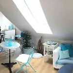 Mit Panoramablick Ueber Aschaffenburg