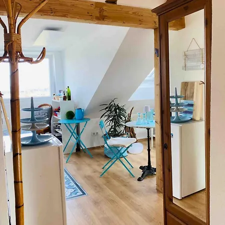 Mit Panoramablick Ueber