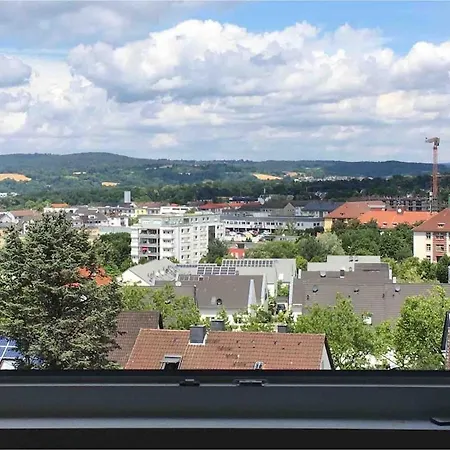 Mit Panoramablick Ueber